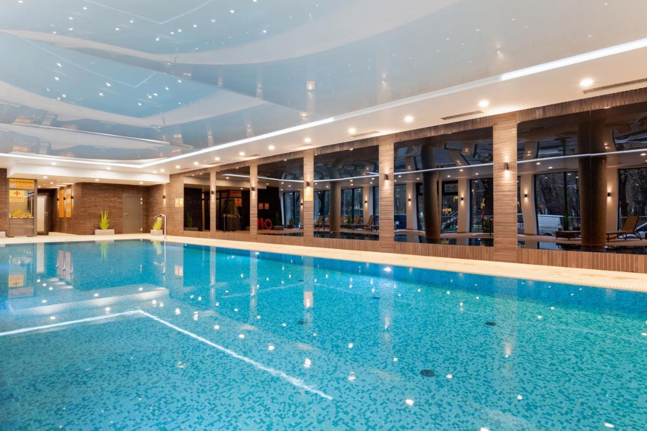 Luxurious Apartment Nadmorskie Tarasy Kolobrzeg By Renters Prestige מראה חיצוני תמונה
