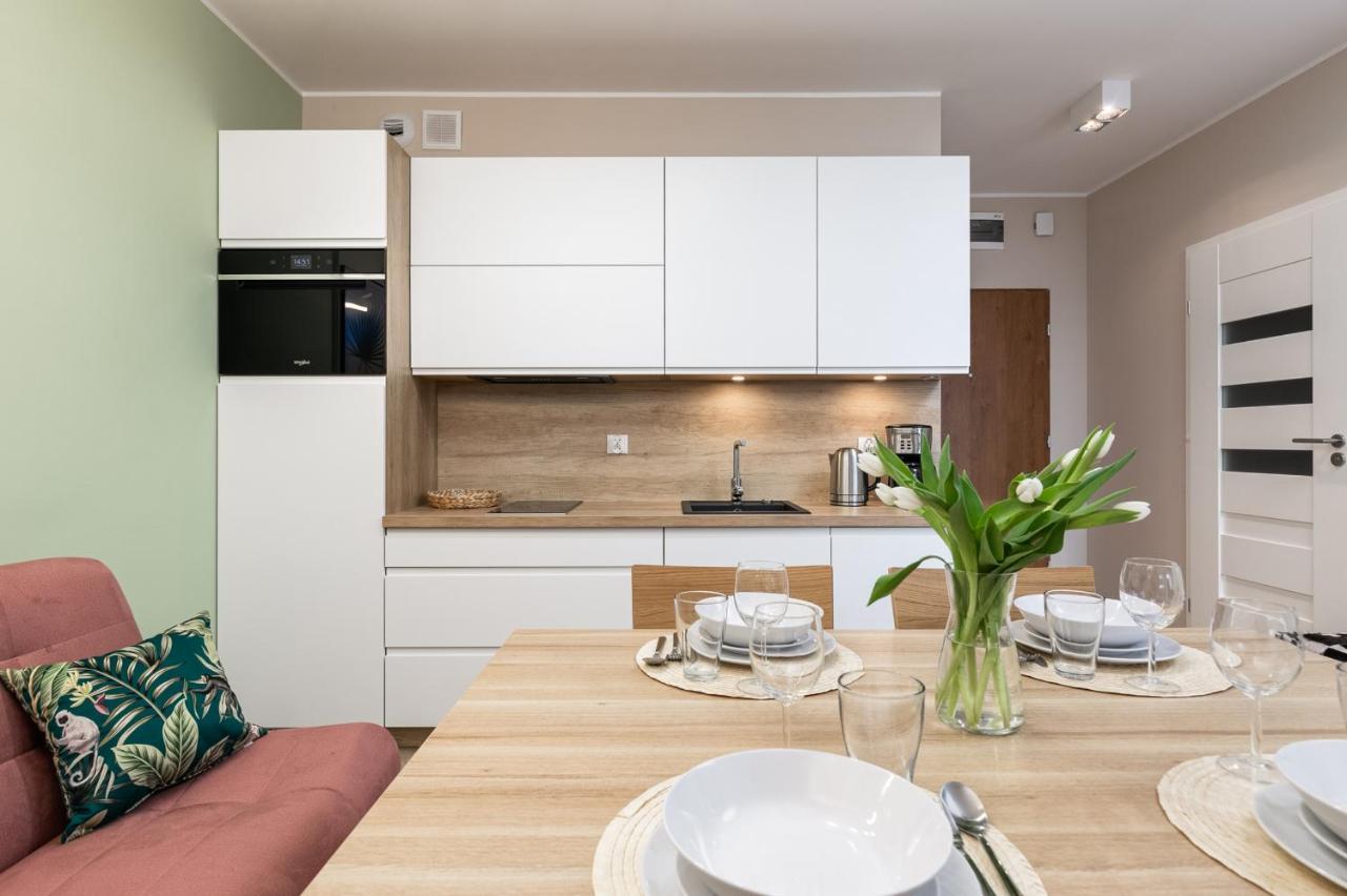Luxurious Apartment Nadmorskie Tarasy Kolobrzeg By Renters Prestige מראה חיצוני תמונה